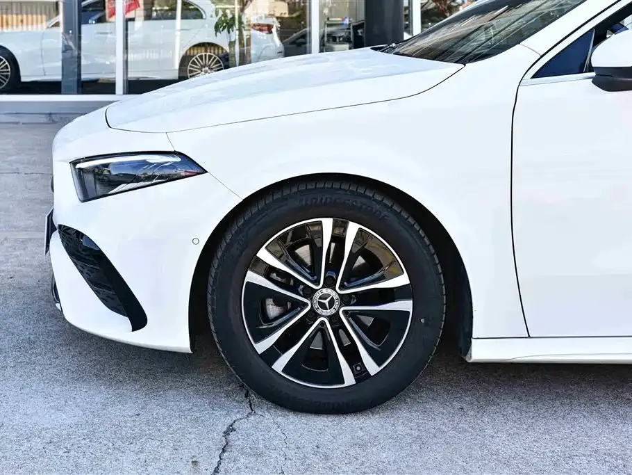Mercedes-Benz A-Class — фото 10