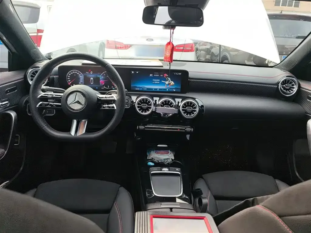 Mercedes-Benz A-Class — фото 10