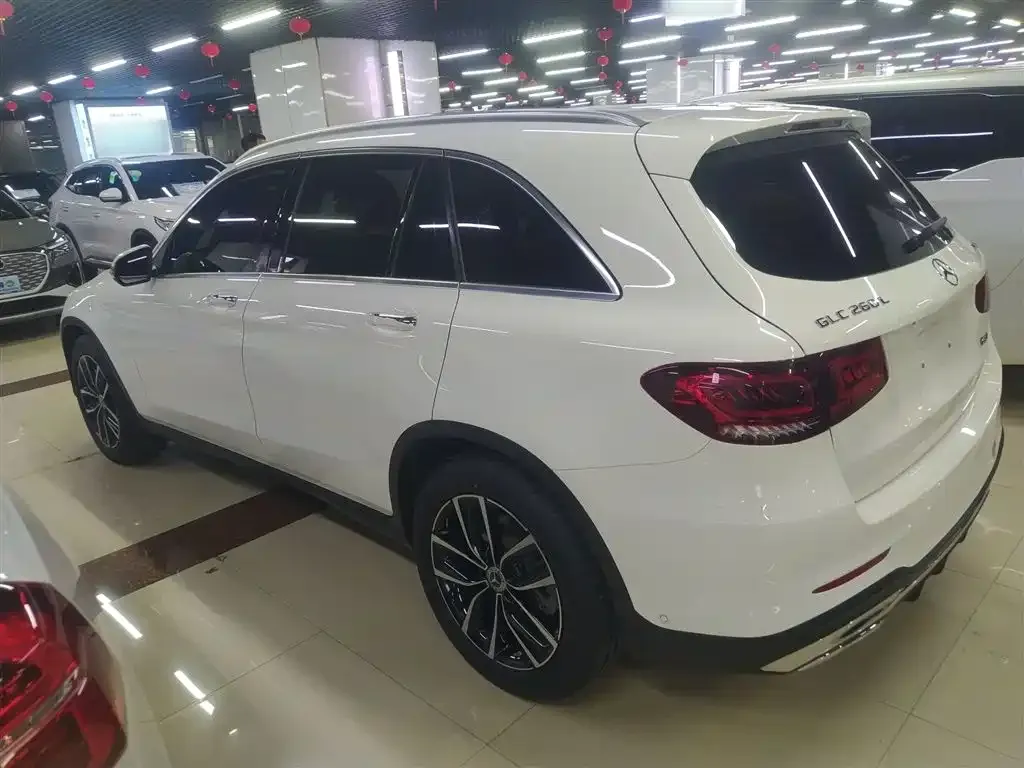 Mercedes-Benz GLC — фото 9