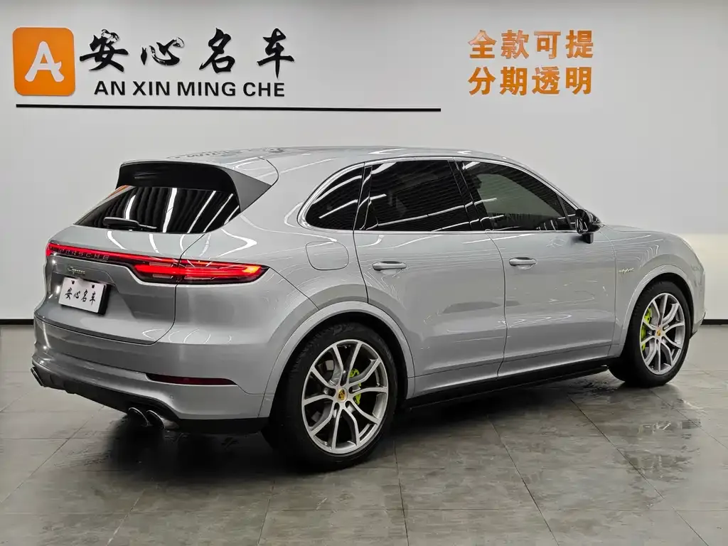 Porsche Cayenne Hybrid — фото 3