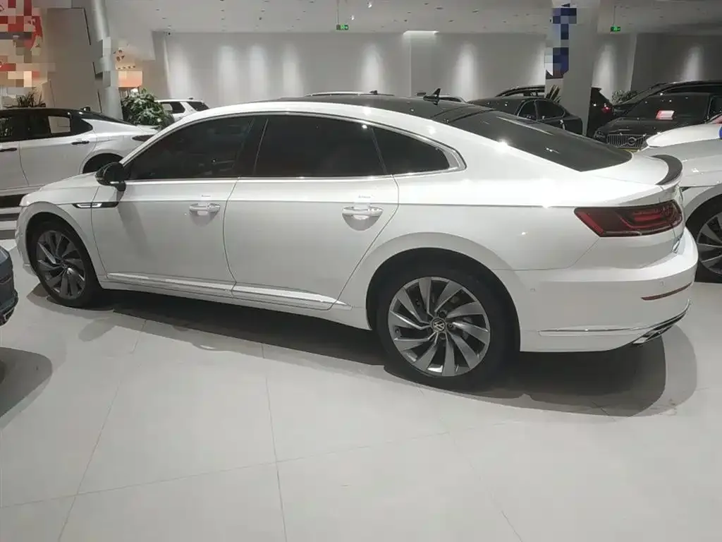 Volkswagen CC — фото 9