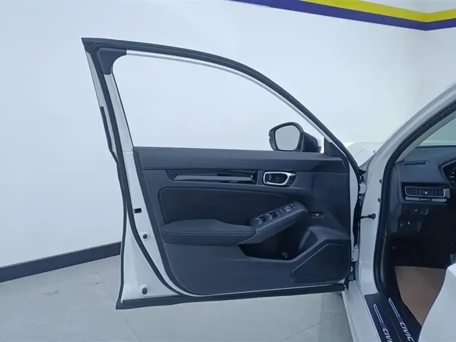 Honda Civic — фото 4