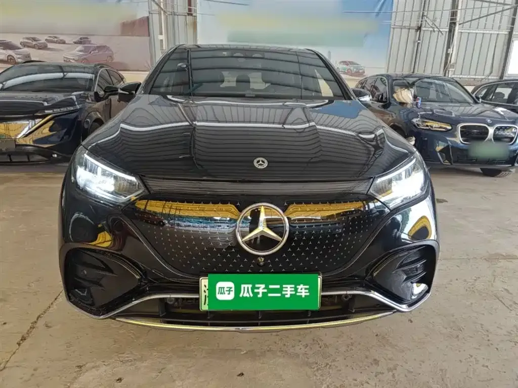 Mercedes-Benz EQE SUV — фото 2