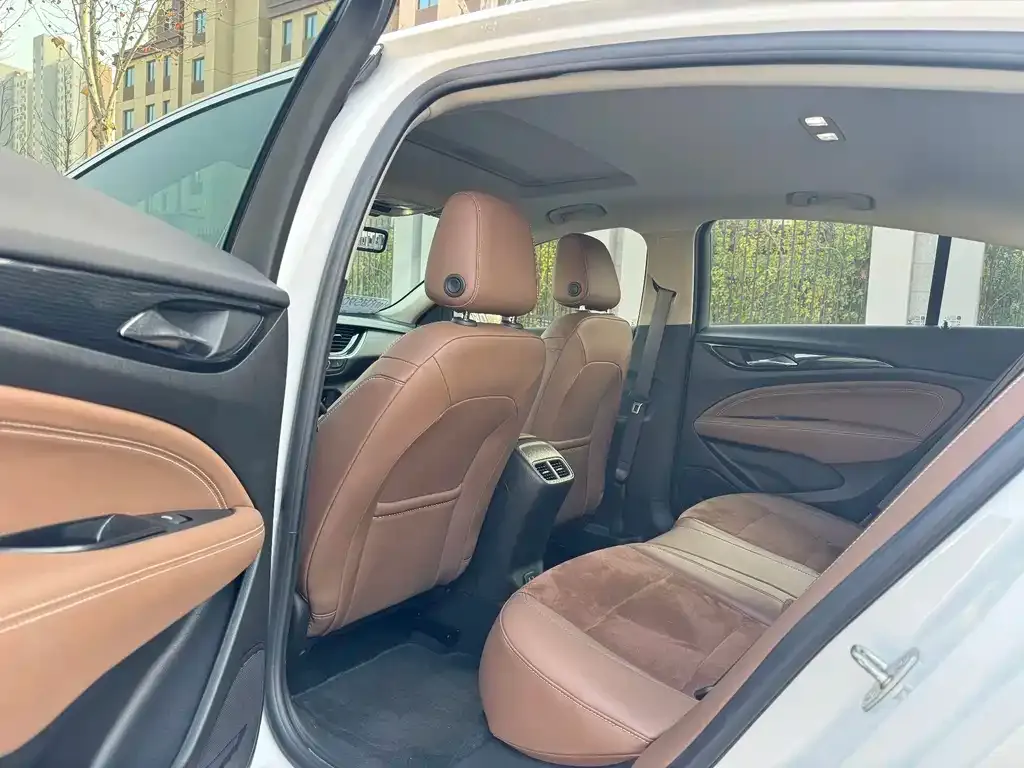 Buick Regal — фото 8