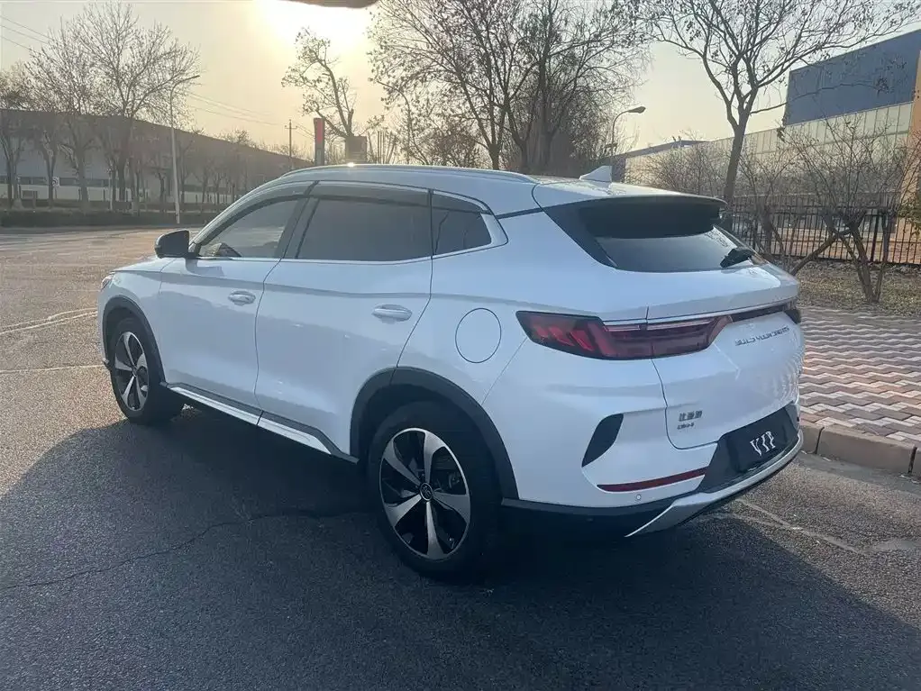BYD PLUS New Energy — фото 6