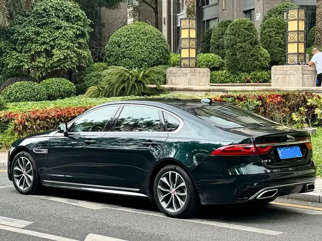 Jaguar XFL — фото 5