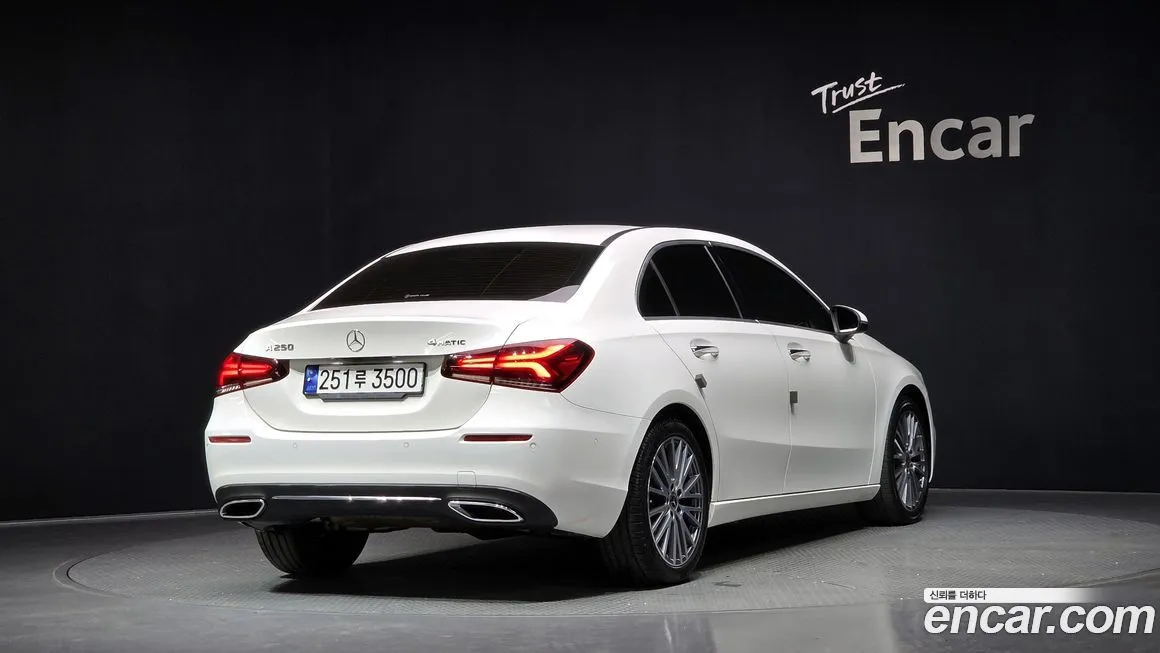 Mercedes-Benz A-Class — фото 2