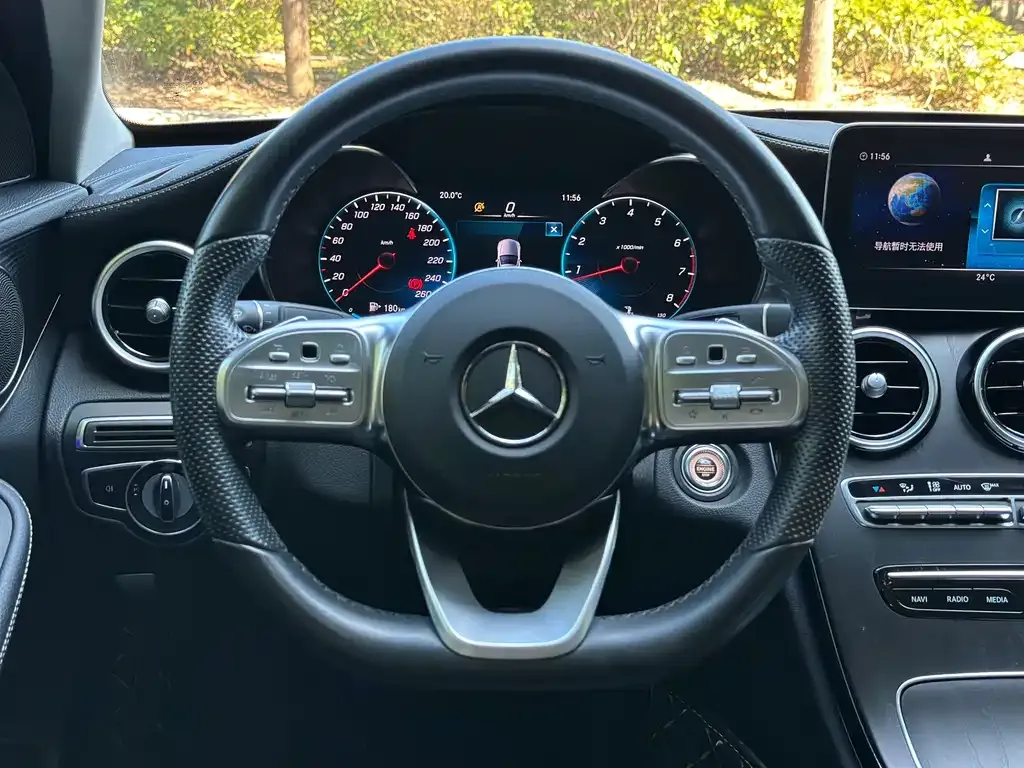 Mercedes-Benz C-Class — фото 10