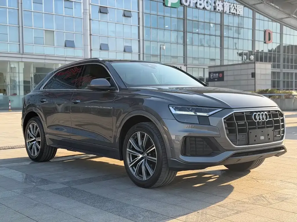 Audi Q8 — фото 4