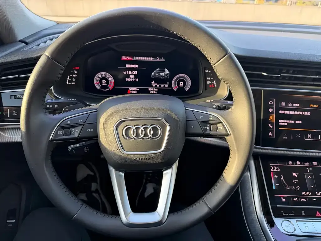 Audi Q8 — фото 5