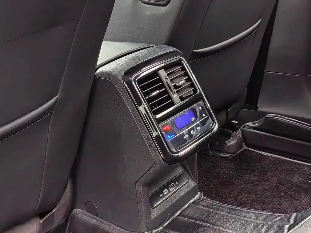 Volkswagen Passat — фото 2