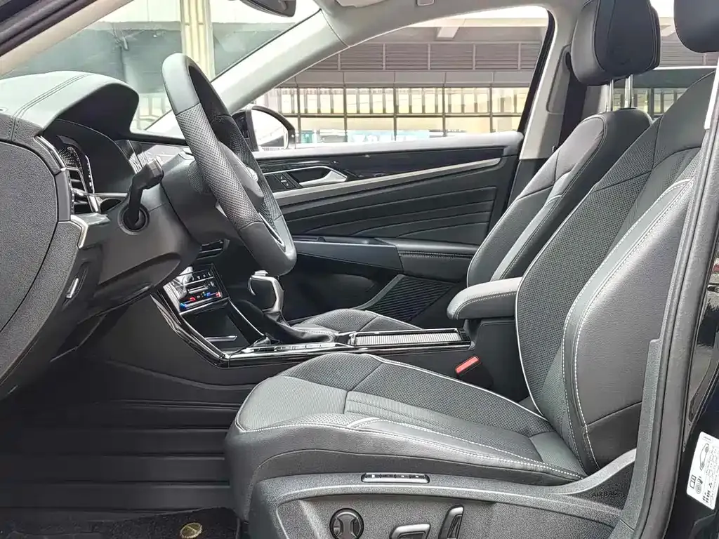 Volkswagen Passat — фото 6