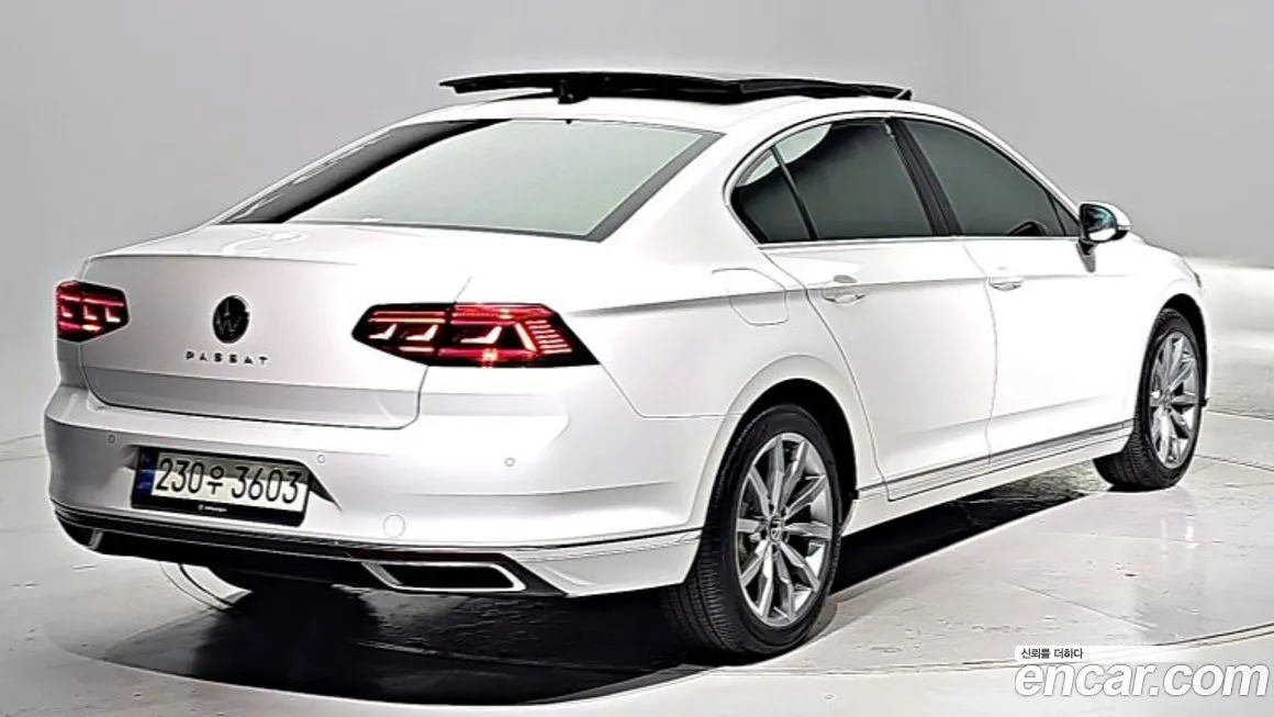 Volkswagen Passat — фото 4