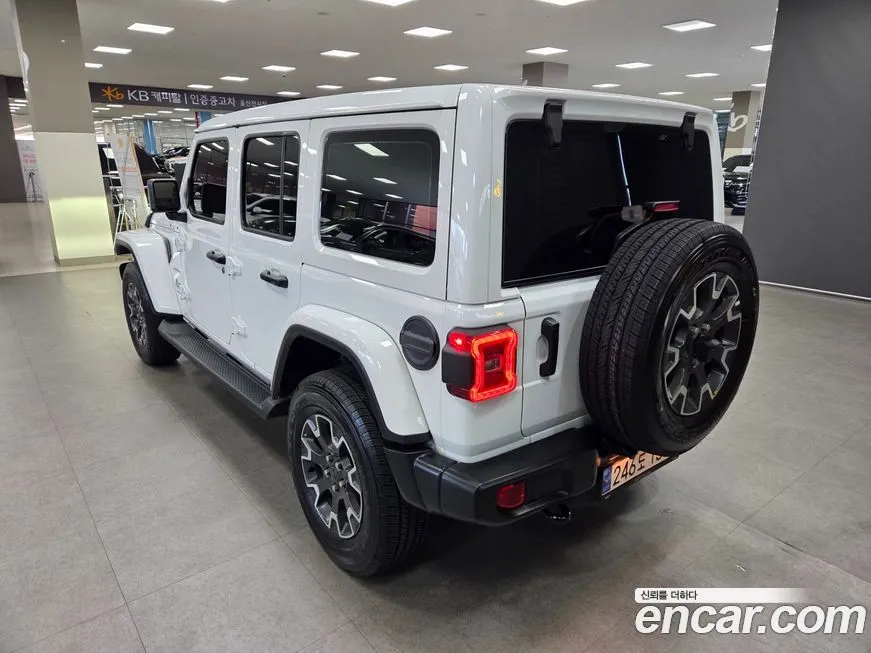Jeep Wrangler — фото 3