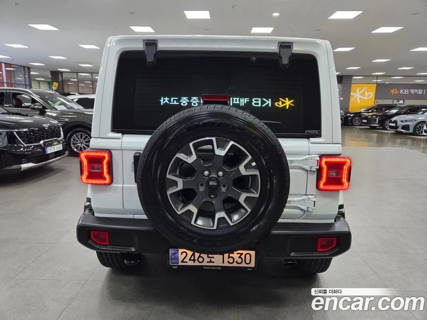 Jeep Wrangler — фото 5