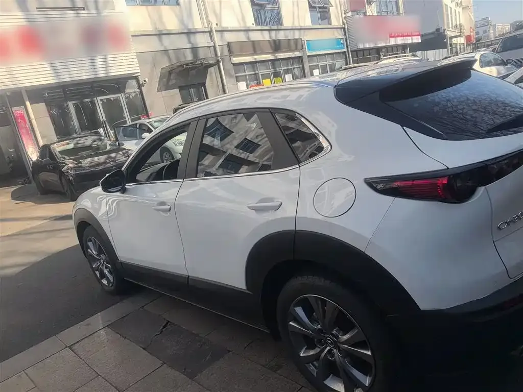 Mazda CX-30 — фото 4