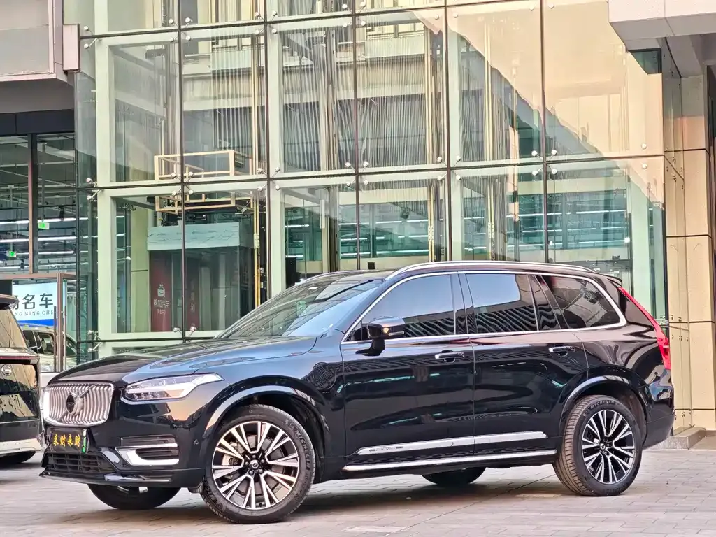 Volvo XC90 PHEV — фото 3