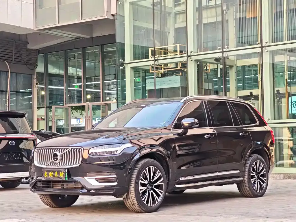 Volvo XC90 PHEV — фото 8