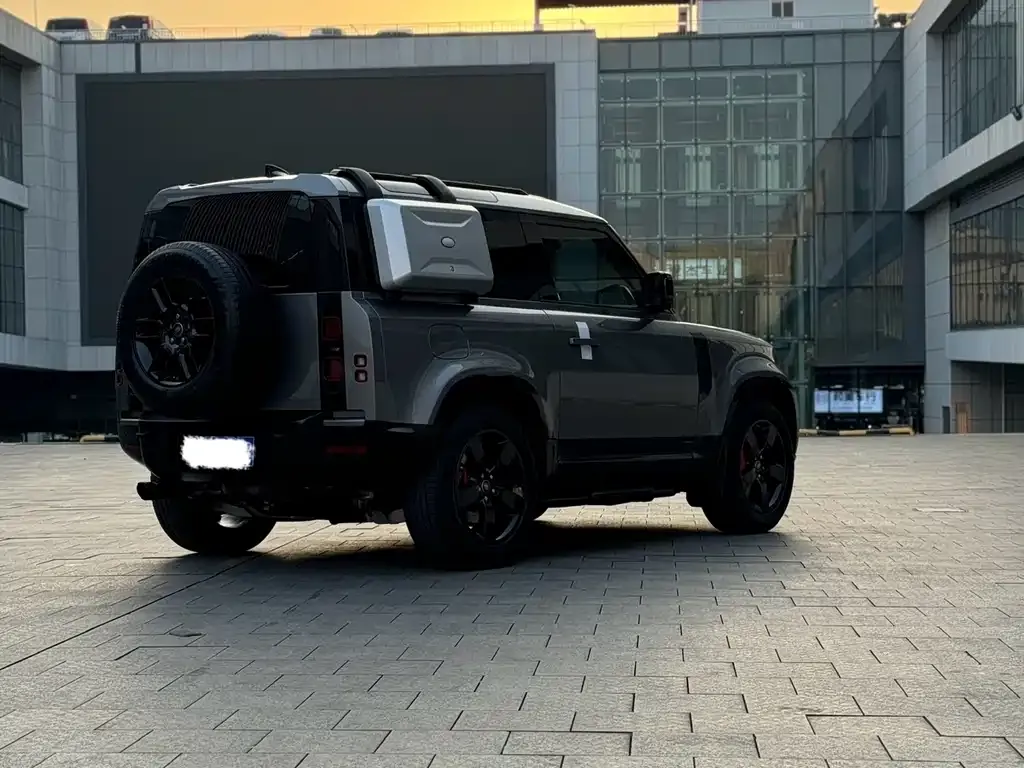 Land Rover Defender — фото 8