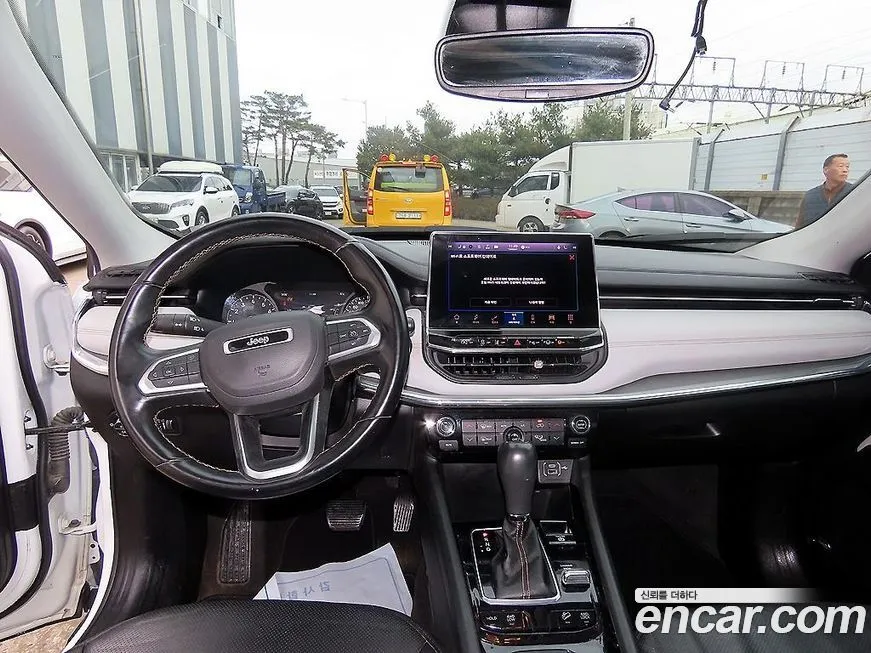 Jeep Compass — фото 3
