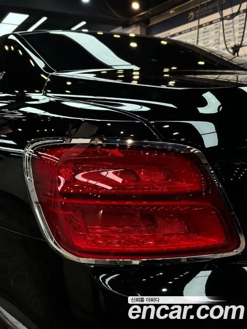 Bentley Flying Spur — фото 7