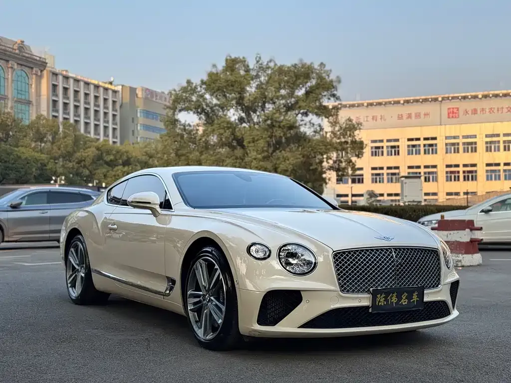Bentley Continental — фото 5