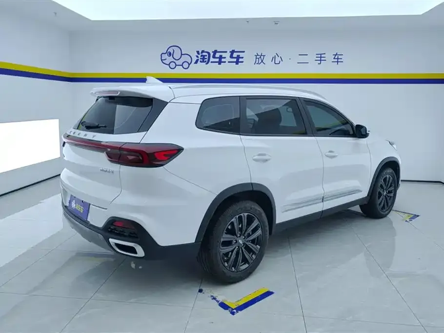 Chery Tiggo 8 — фото 2