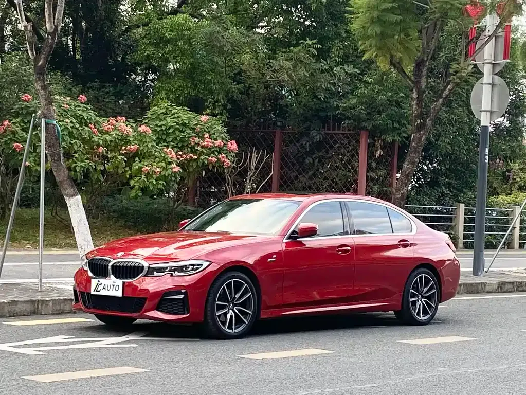 BMW 3 Series — фото 1