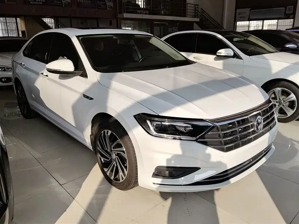 Volkswagen Sagitar — фото 7