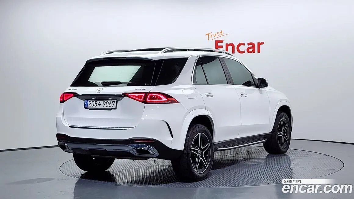 Mercedes-Benz GLE-Class — фото 3