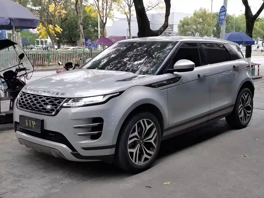 Land Rover Evoque — фото 1