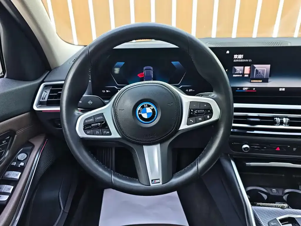 BMW i3 — фото 5