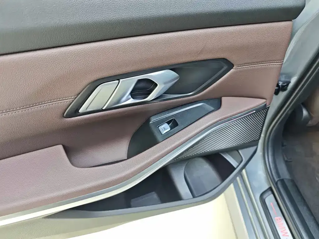 BMW i3 — фото 9