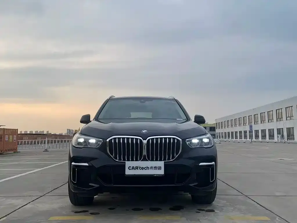 BMW X5 — фото 2