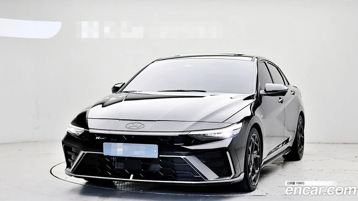 Hyundai AVANTE — фото 1
