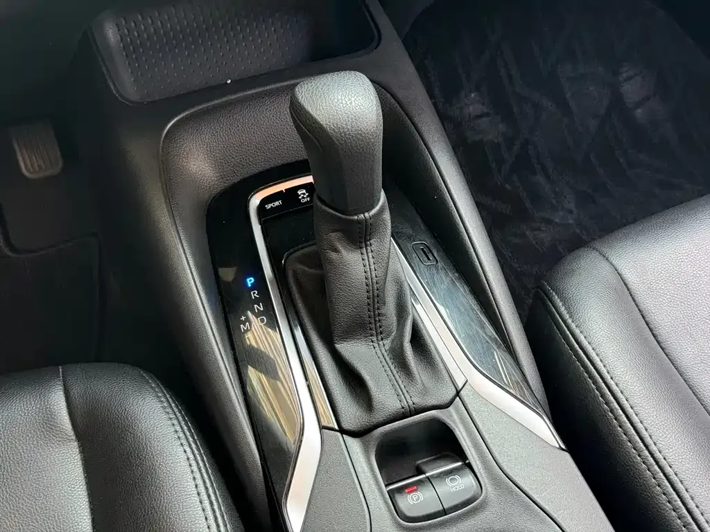 Toyota Allion — фото 10