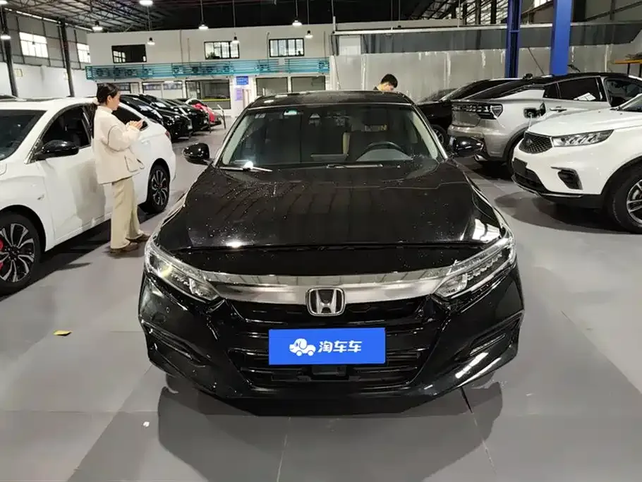 Honda Accord — фото 2