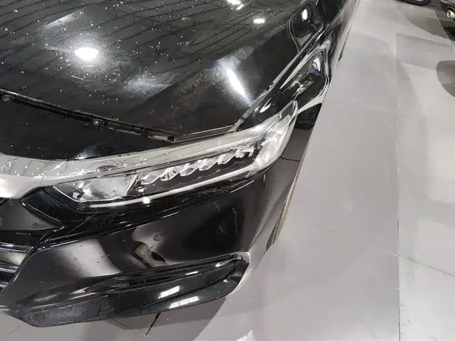 Honda Accord — фото 5