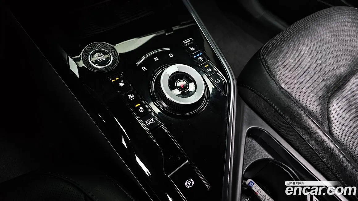 Kia Niro — фото 9