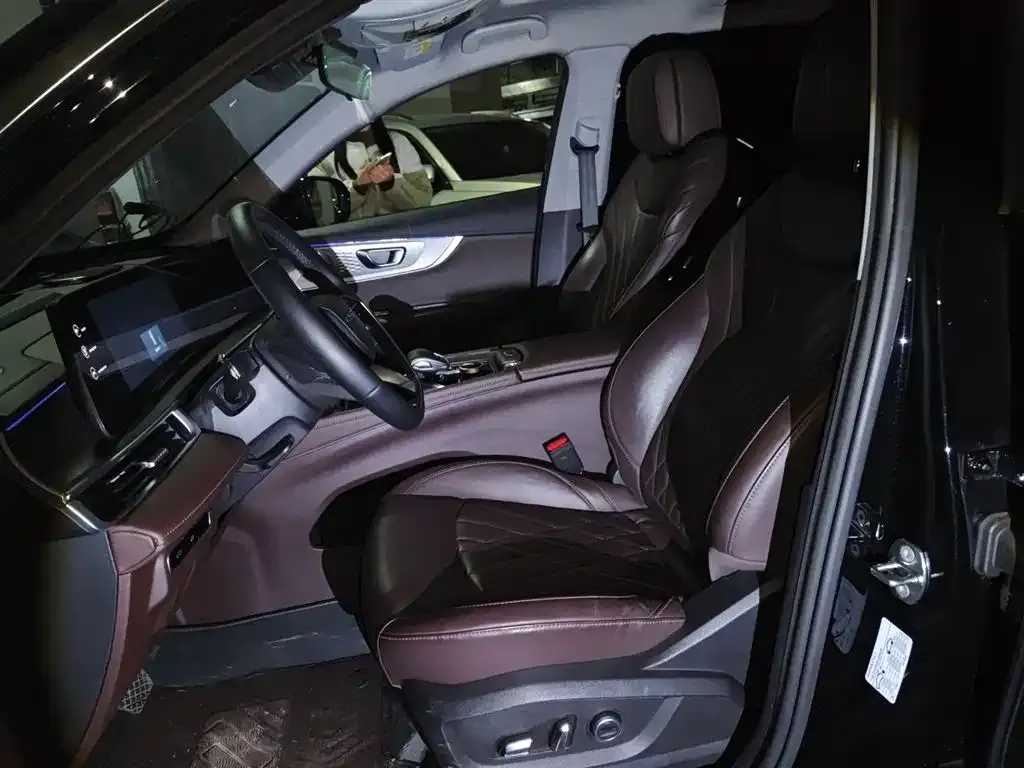 Chery Tiggo 8 PRO — фото 10