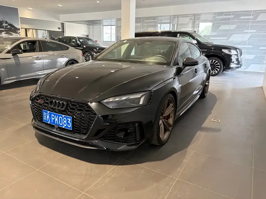 Audi RS 5 — фото 1