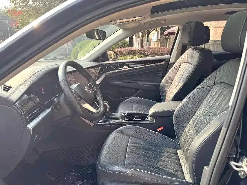 Volkswagen Passat — фото 4