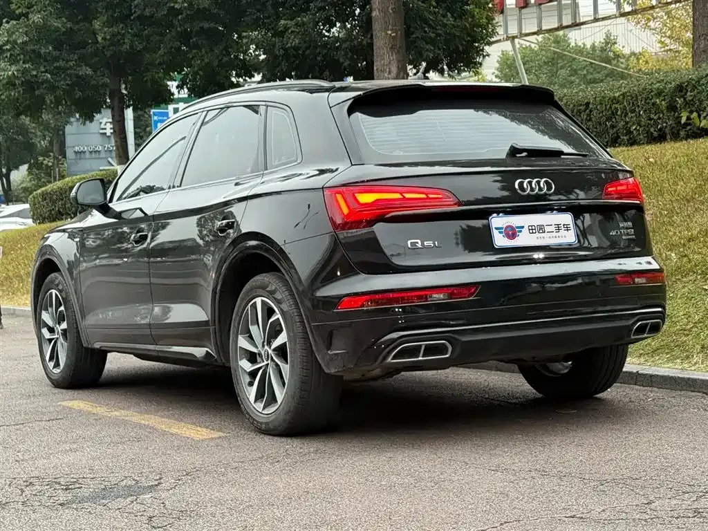 Audi Q5L — фото 2