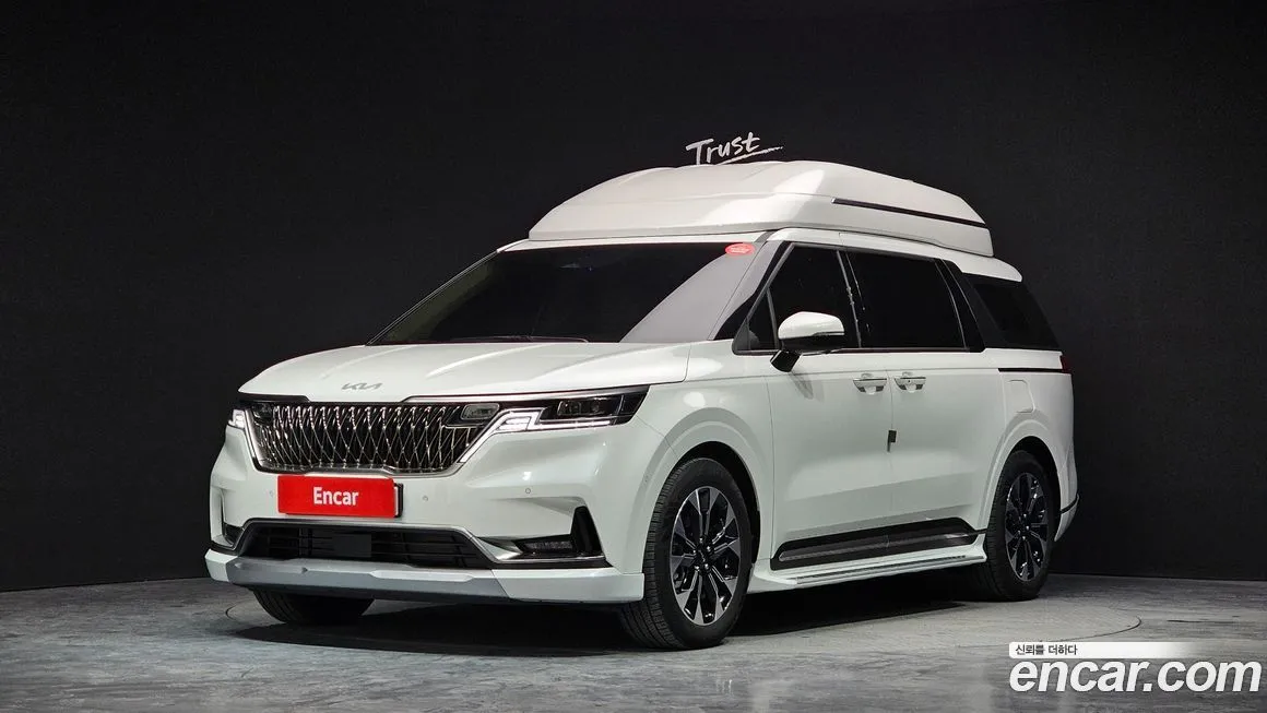 Kia Carnival — фото 1