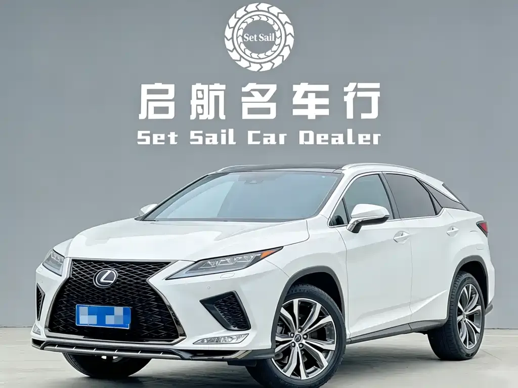 Lexus RX — фото 1