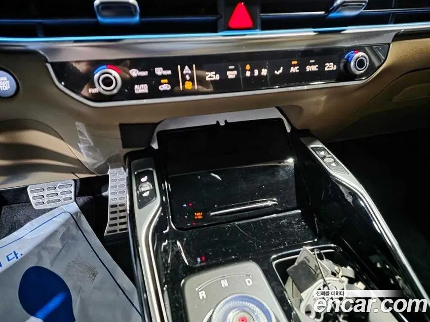 Kia Sorento — фото 10