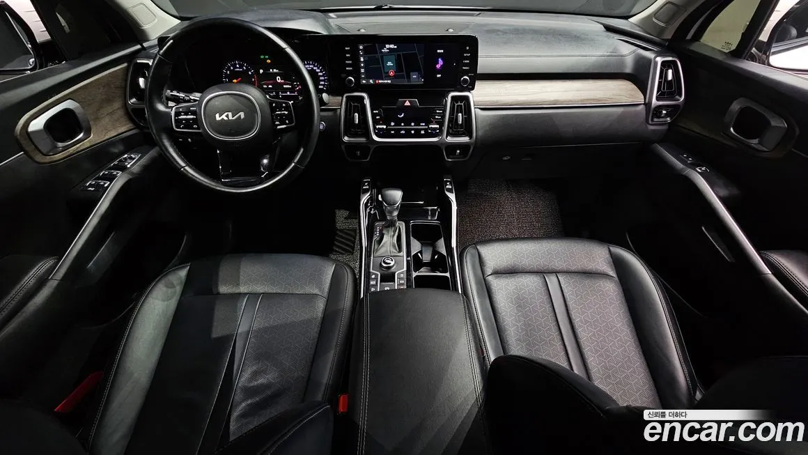 Kia Sorento — фото 6