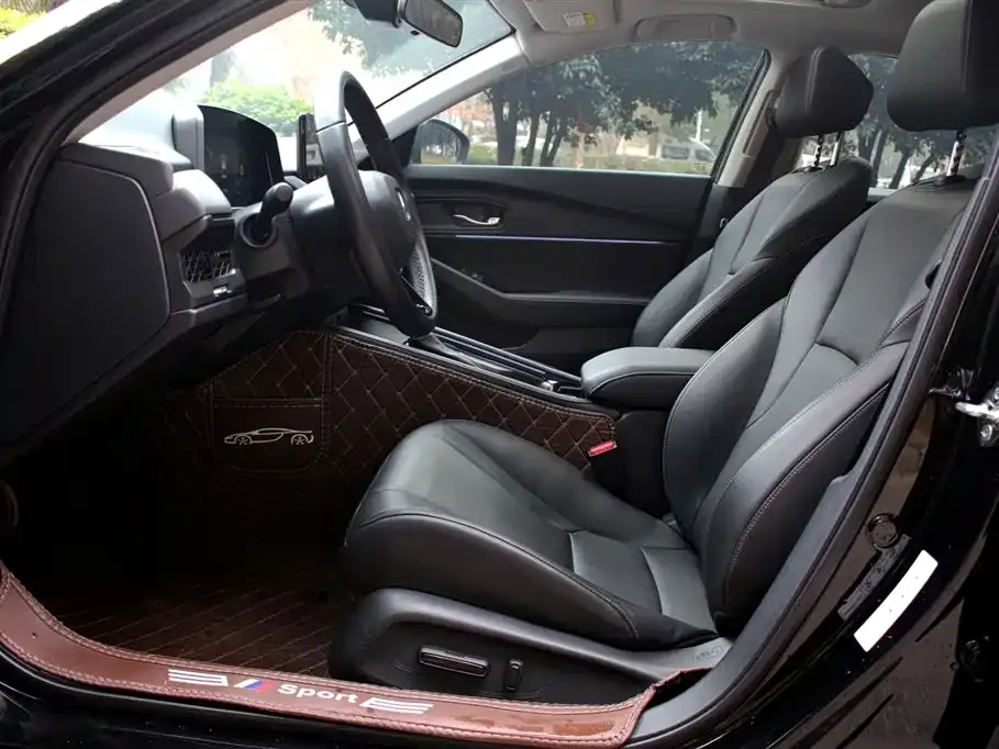 Honda Accord — фото 10