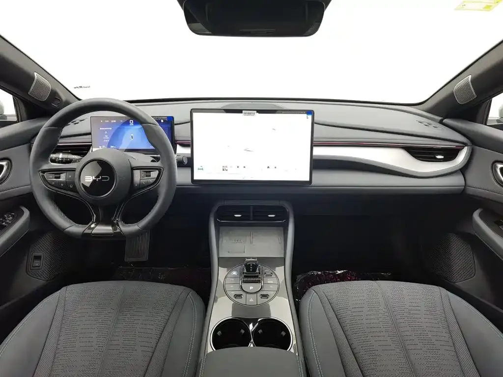 BYD Seal 06GT — фото 7