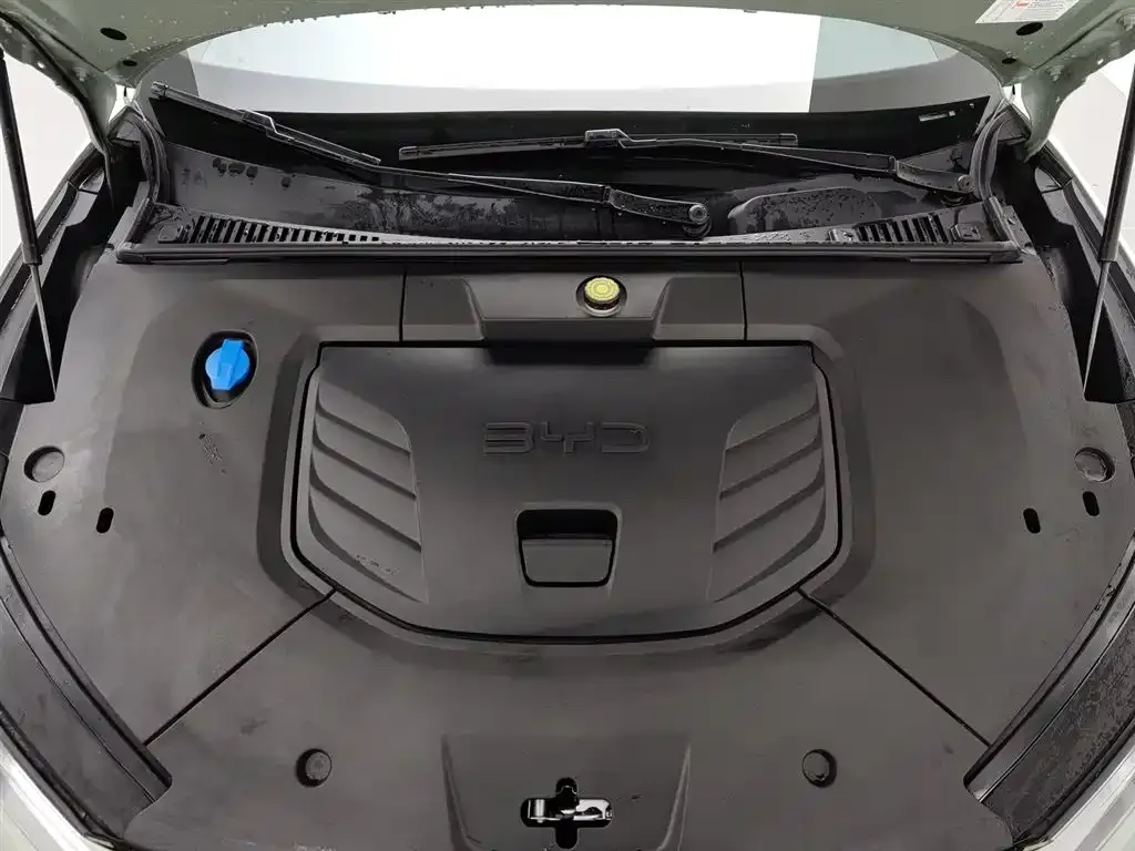 BYD Seal 06GT — фото 9